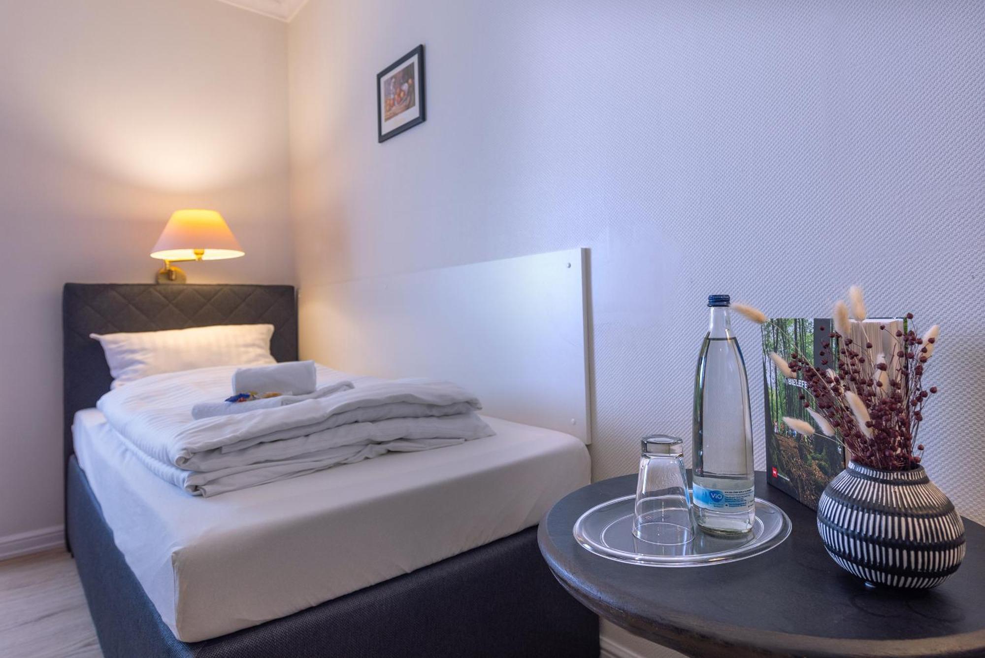 Ravensberger Hof Hotel Билефелд Стая снимка
