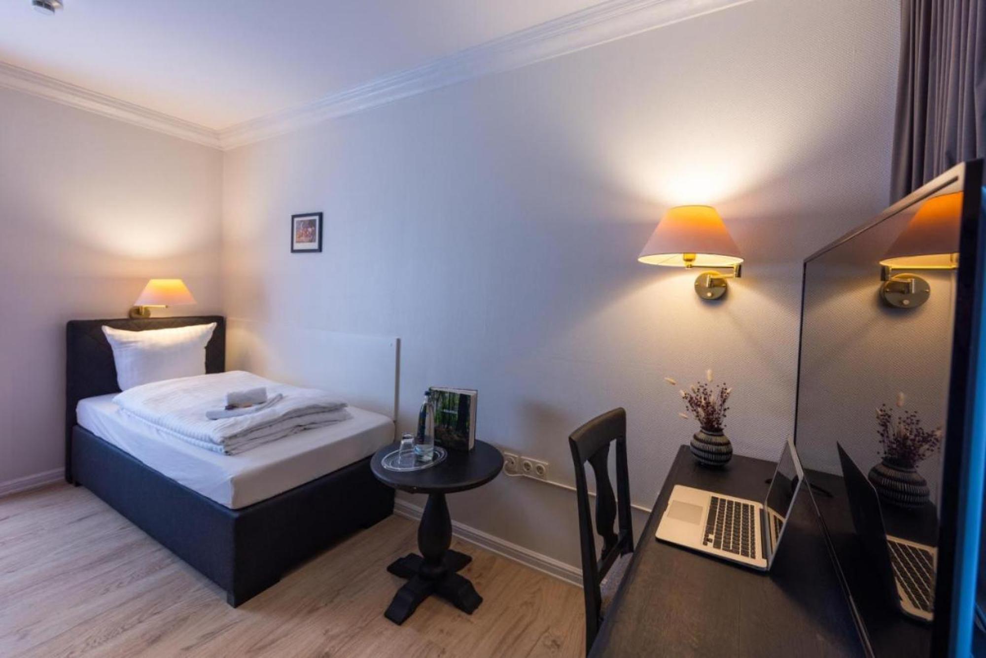 Ravensberger Hof Hotel Билефелд Екстериор снимка