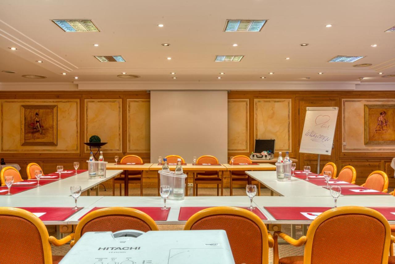 Ravensberger Hof Hotel Билефелд Екстериор снимка