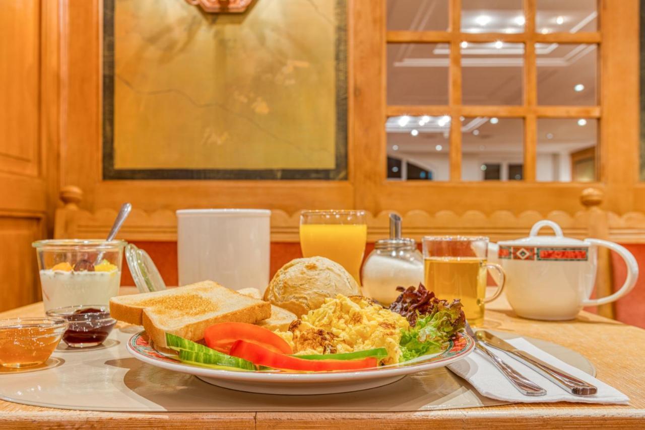 Ravensberger Hof Hotel Билефелд Екстериор снимка