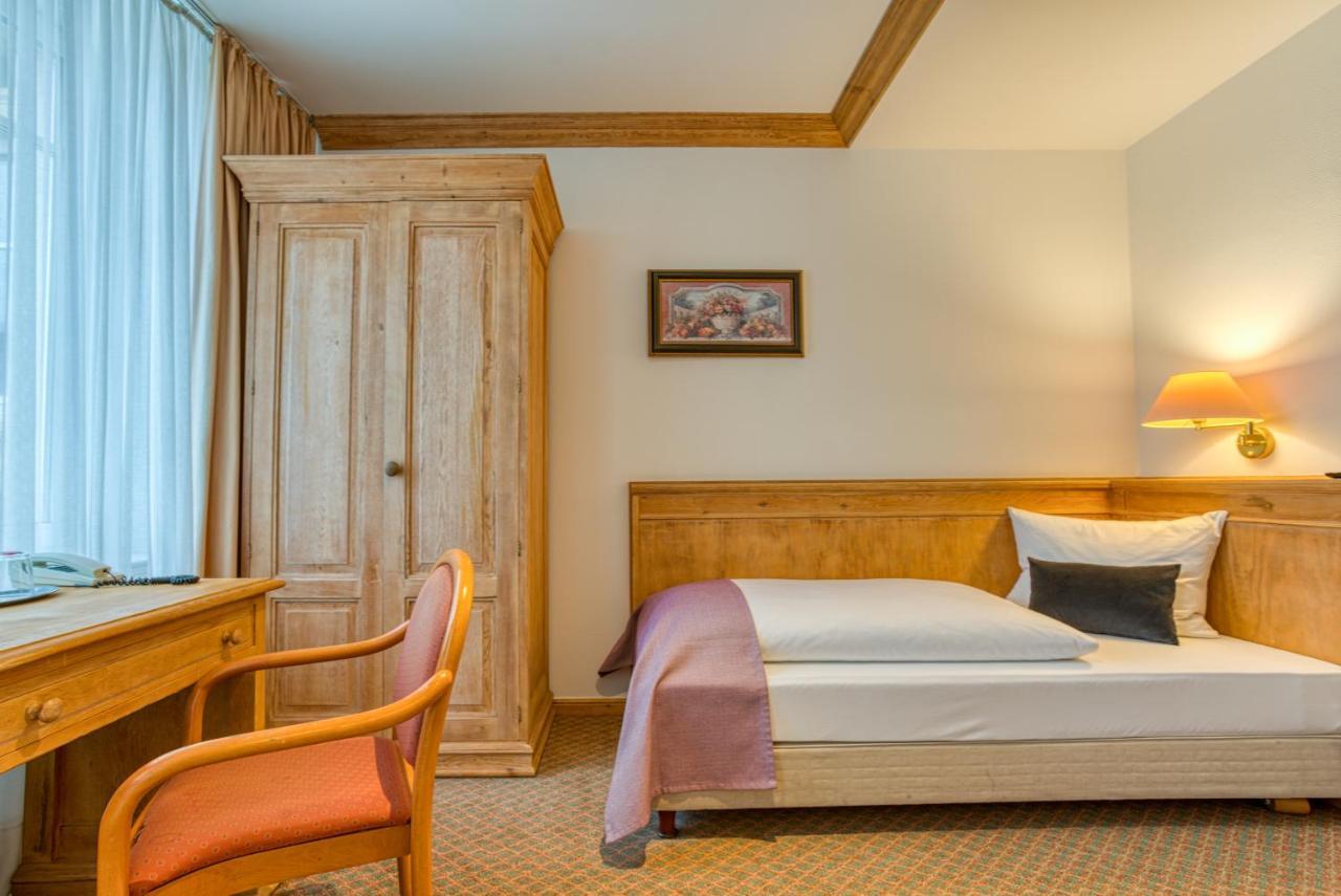 Ravensberger Hof Hotel Билефелд Екстериор снимка